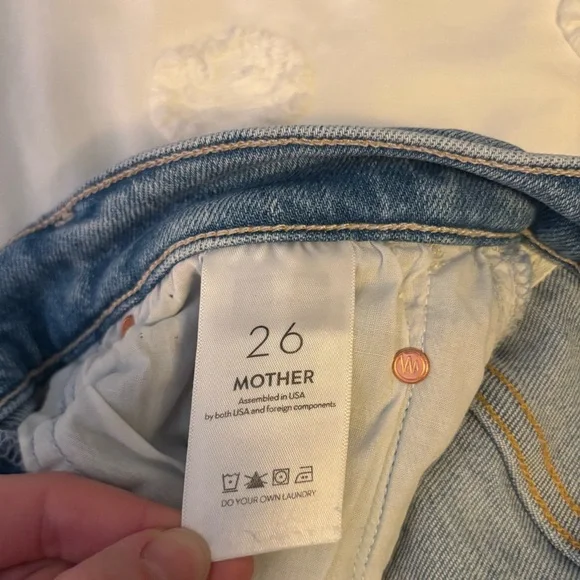 Mother Insider Crop Step Fray in Limited Edition